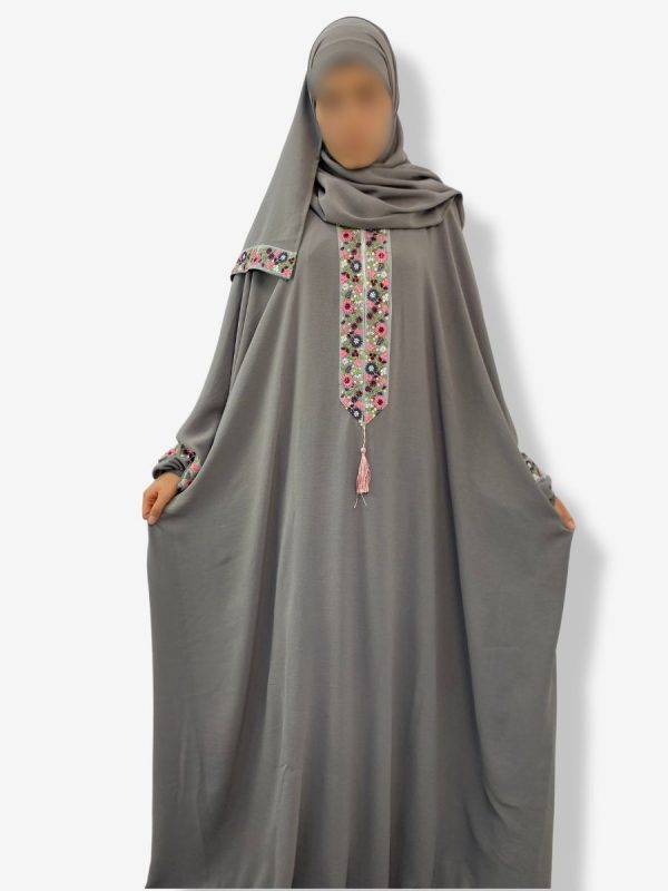 Robe de prière Fatima <br> Grise motif feuillage – Image 3