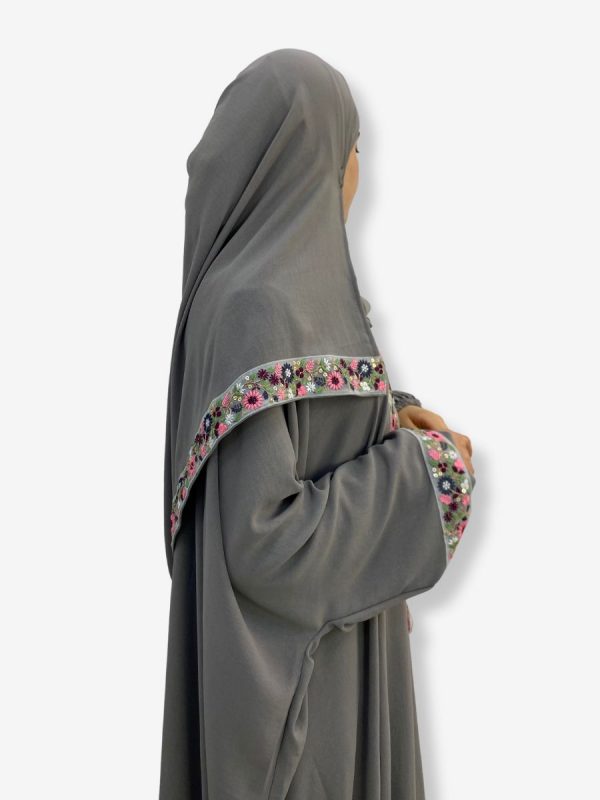Robe de prière Fatima <br> Grise motif feuillage – Image 4